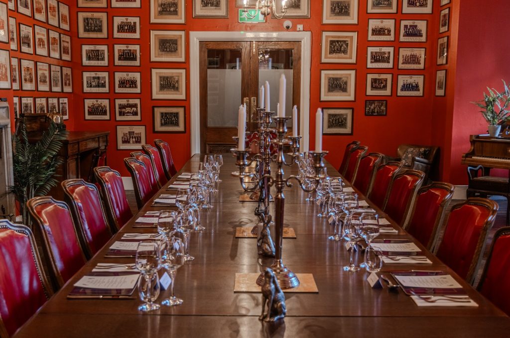 orator private dining room set for christmas dinner party